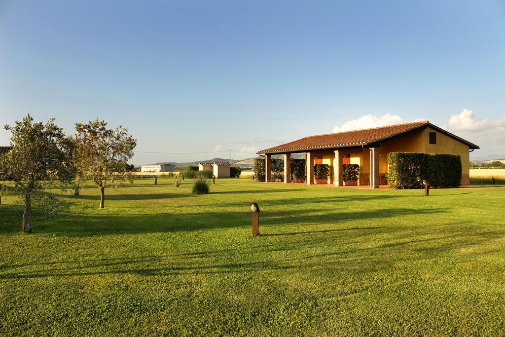 Agriturismo Giuncola & Granaiolo Rispescia Exterior photo