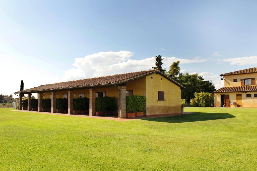Agriturismo Giuncola & Granaiolo Rispescia Exterior photo
